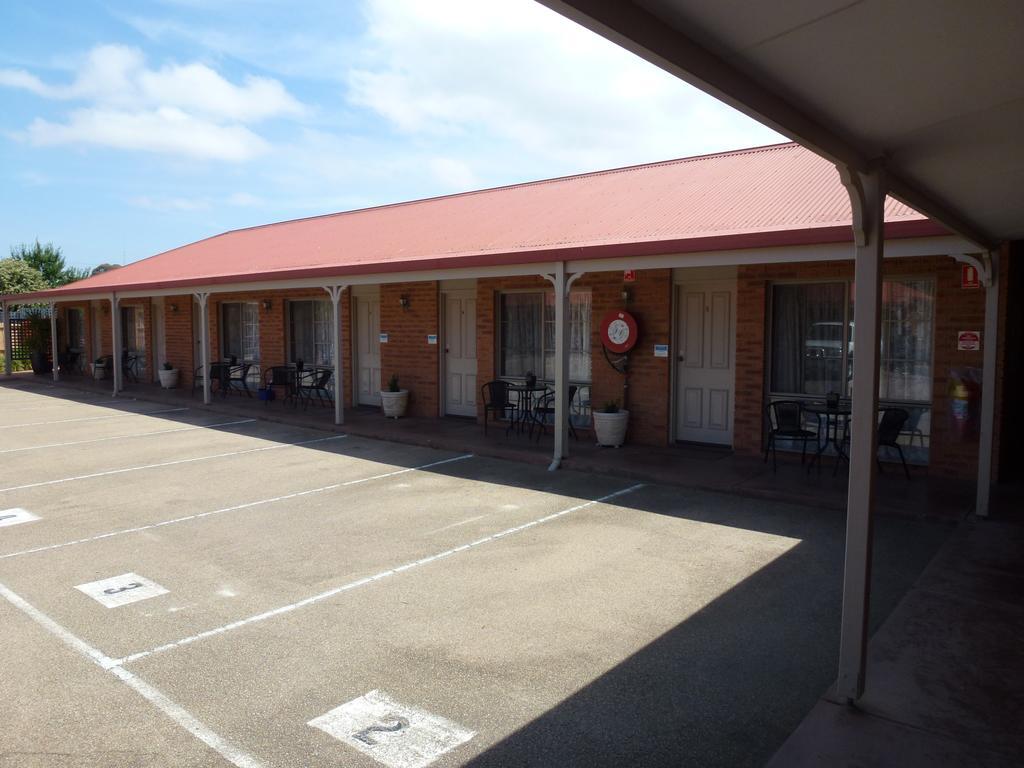 Colonial Motor Inn Bairnsdale Golden Chain Property Εξωτερικό φωτογραφία