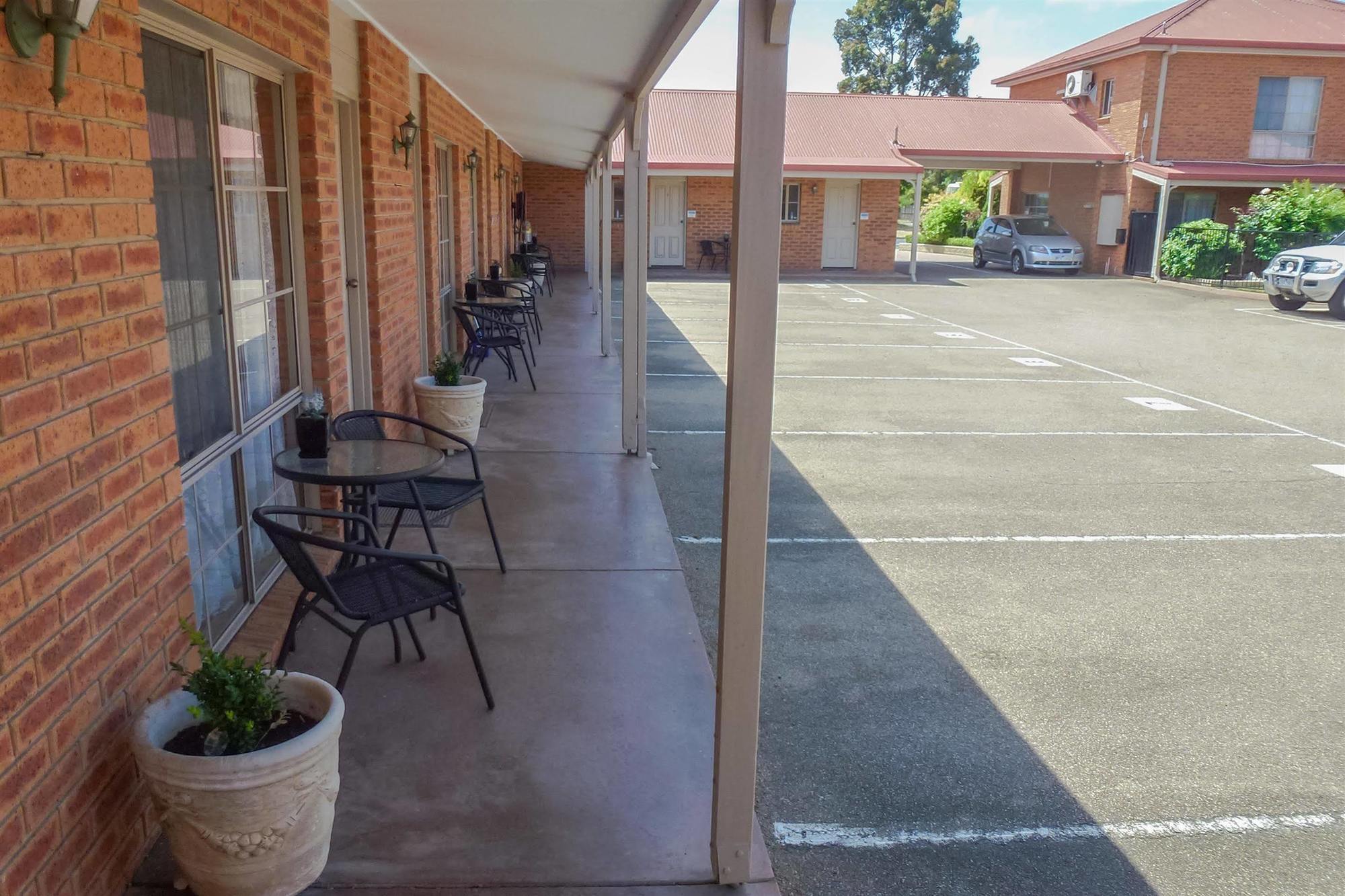 Colonial Motor Inn Bairnsdale Golden Chain Property Εξωτερικό φωτογραφία