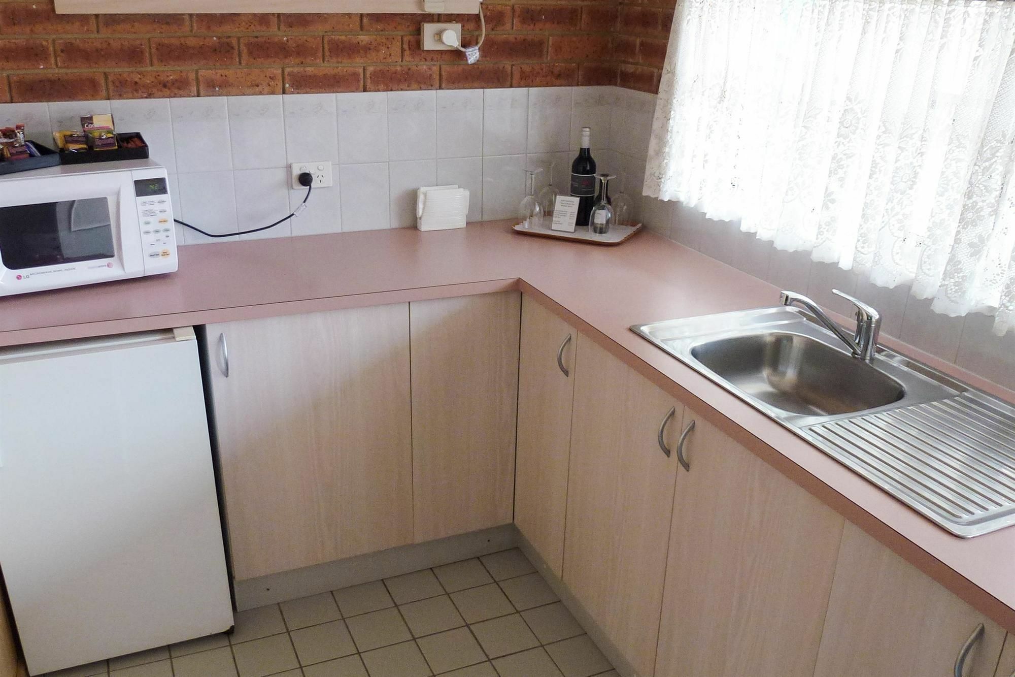 Colonial Motor Inn Bairnsdale Golden Chain Property Εξωτερικό φωτογραφία